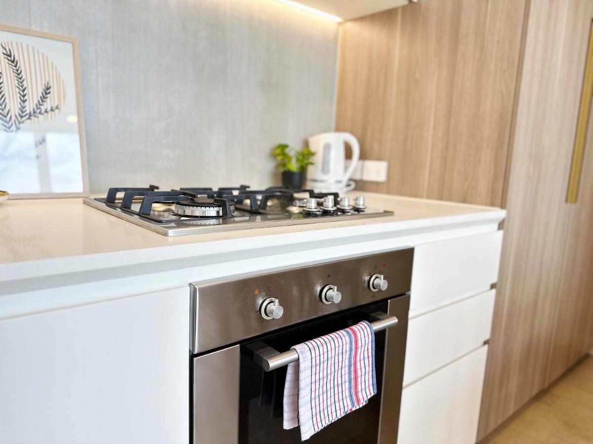 Appartamento Beautiful Skyview Cbd Highrise 3Beds With Carpark Available Melbourne Esterno foto
