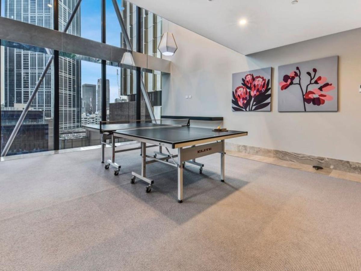 Appartamento Beautiful Skyview Cbd Highrise 3Beds With Carpark Available Melbourne Esterno foto