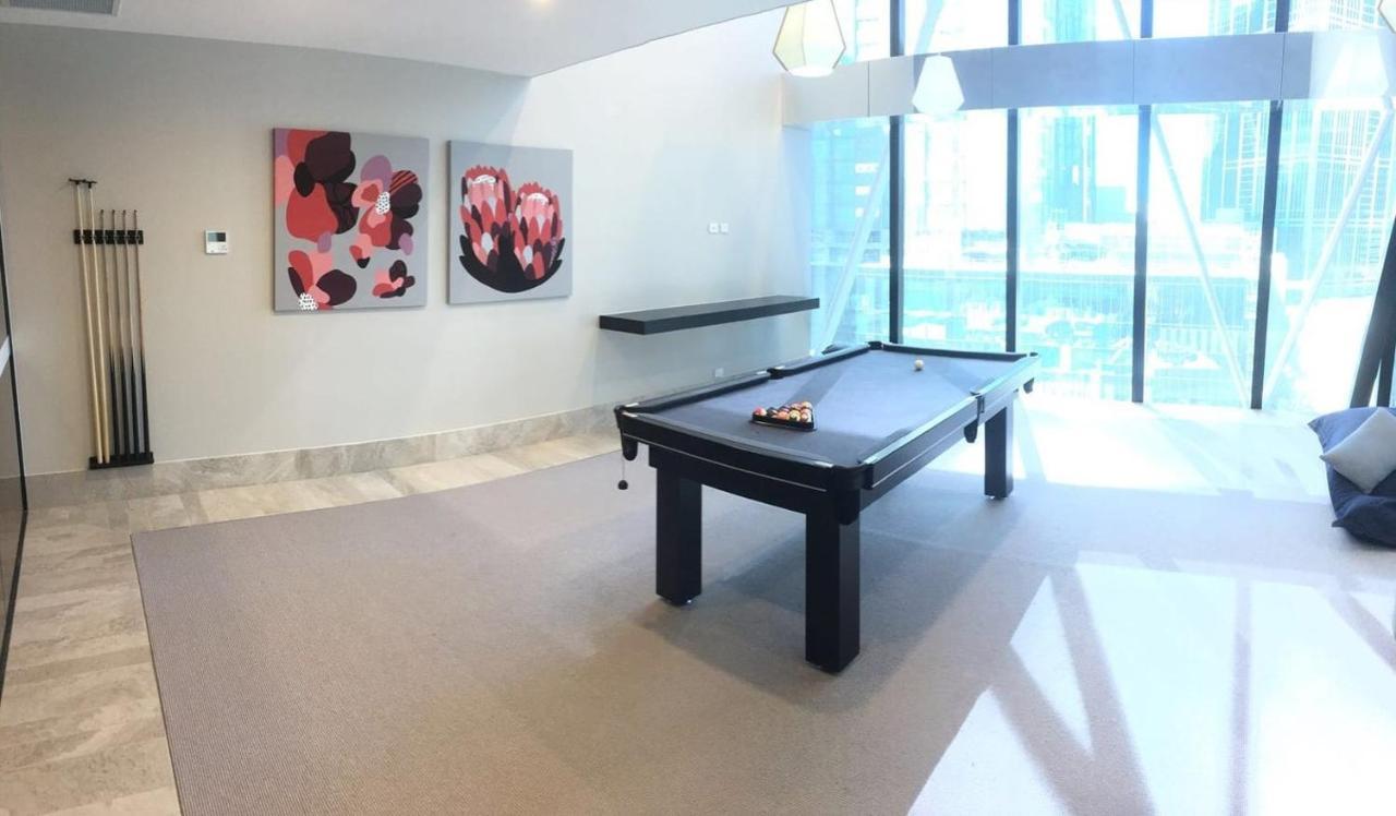 Appartamento Beautiful Skyview Cbd Highrise 3Beds With Carpark Available Melbourne Esterno foto